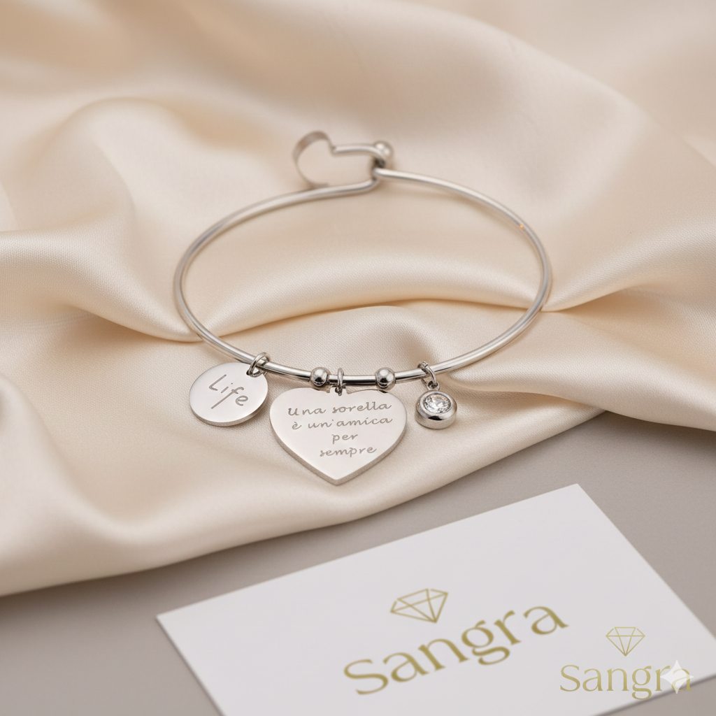 Bracciale Donna in Acciaio Rigido con Cuore Inciso "Una Sorella è un'Amica per Sempre"