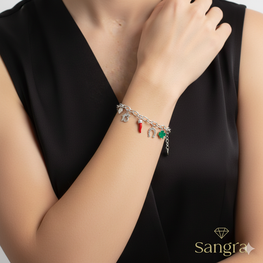 Bracciale Charm Portafortuna in Argento con Smalti e Ciondoli Tradizionali
