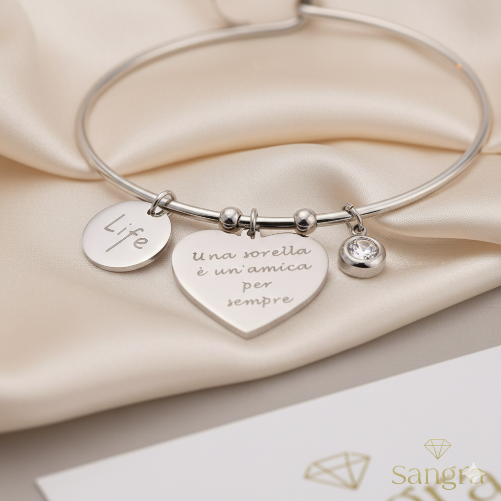 Bracciale Donna in Acciaio Rigido con Cuore Inciso "Una Sorella è un'Amica per Sempre"