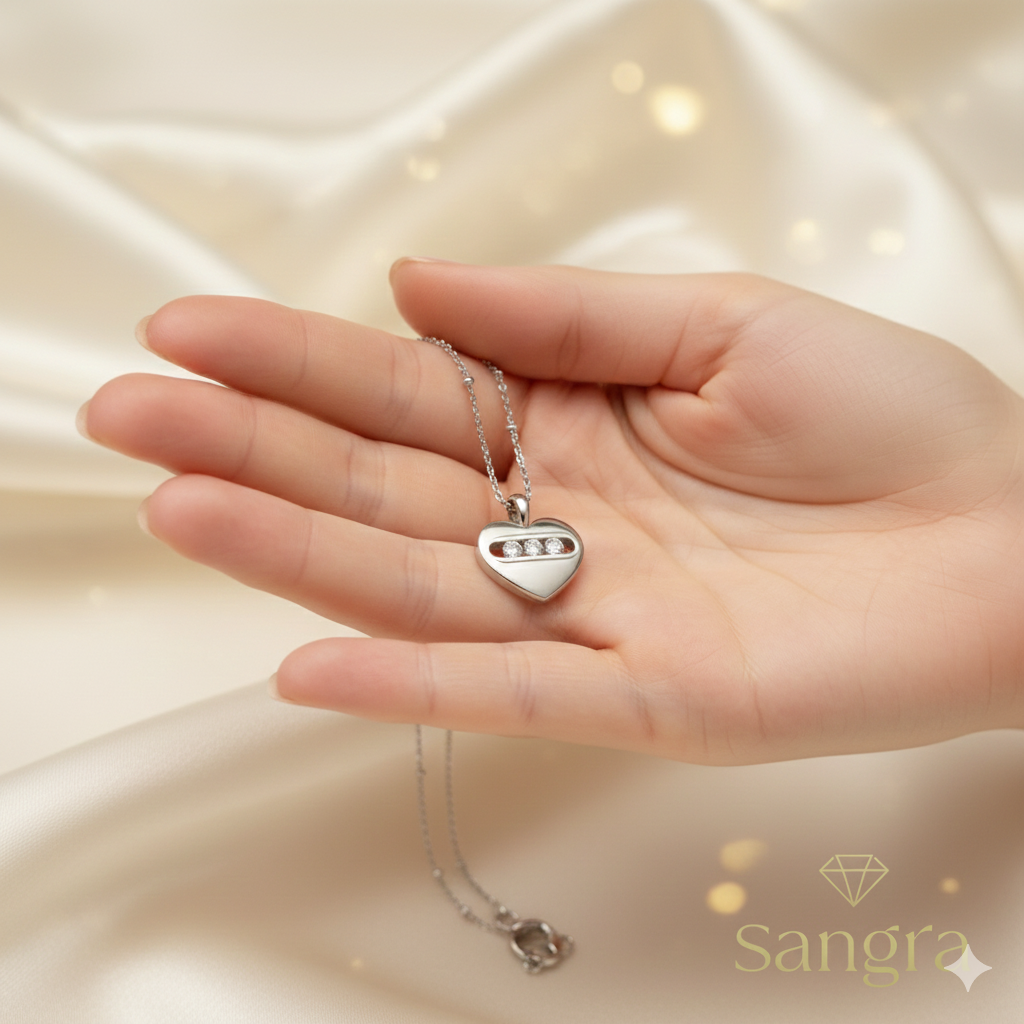 Collana Donna Pendente Cuore in Argento con Zirconi Danzanti - Gioiello Minimalista Chic