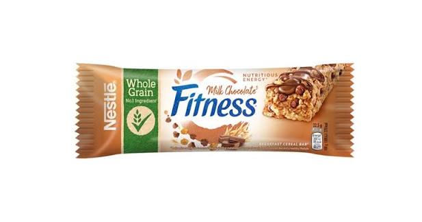 Nestlé Fitness Cioccolato al Latte – Barrette ai Cereali Integrali, Confezione da 24 Pezzi